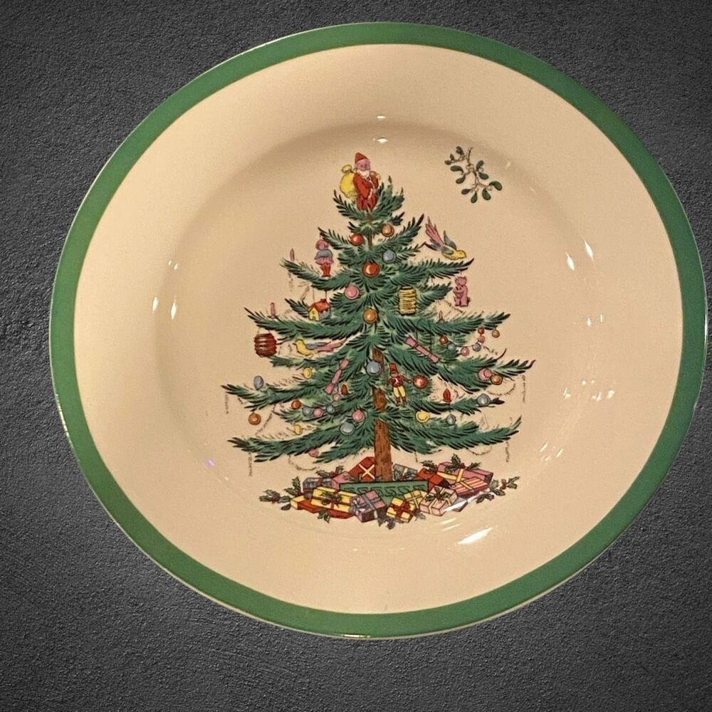Spode 10.5 Santa Claus Christmas Tree Dinner Plate Classic Traditional NEW